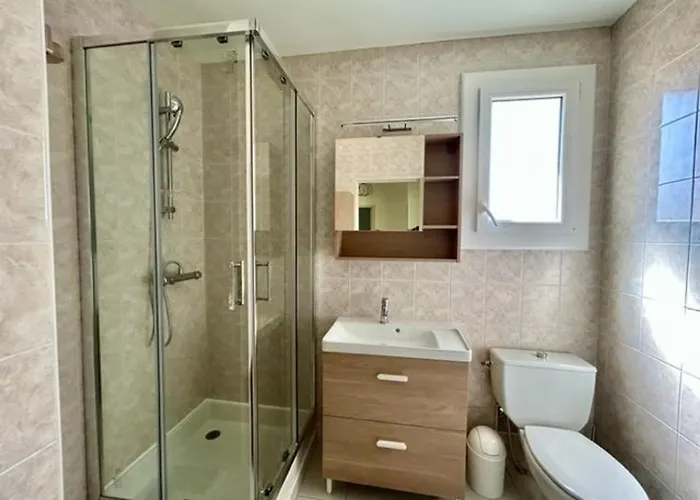 Maison Climatisee 5 Pieces Avec Jardin Prive Et Parking, Proche Gare Et Centre A - Fr-1-388-217 Вилла