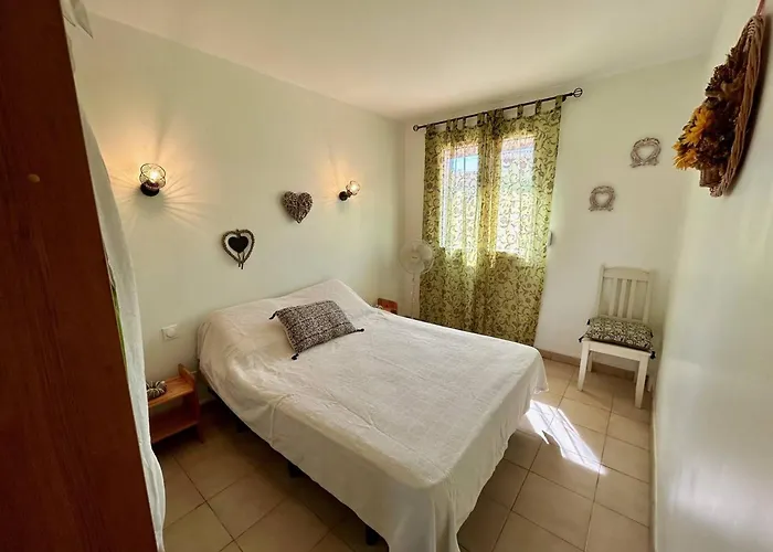 Maison Climatisee 5 Pieces Avec Jardin Prive Et Parking, Proche Gare Et Centre A - Fr-1-388-217 Вилла