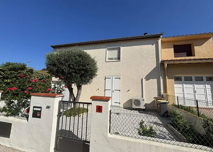 Maison Climatisee 5 Pieces Avec Jardin Prive Et Parking, Proche Gare Et Centre A - Fr-1-388-217 *